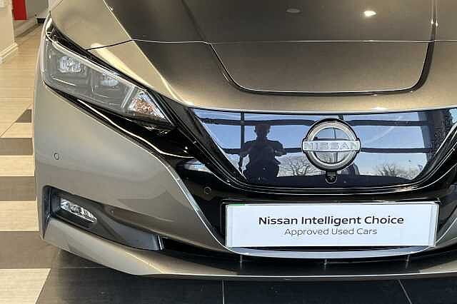 Nissan Leaf 5 Dr Hatchback E (160kw) e+ Tekna