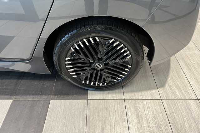 Nissan Leaf 5 Dr Hatchback E (160kw) e+ Tekna