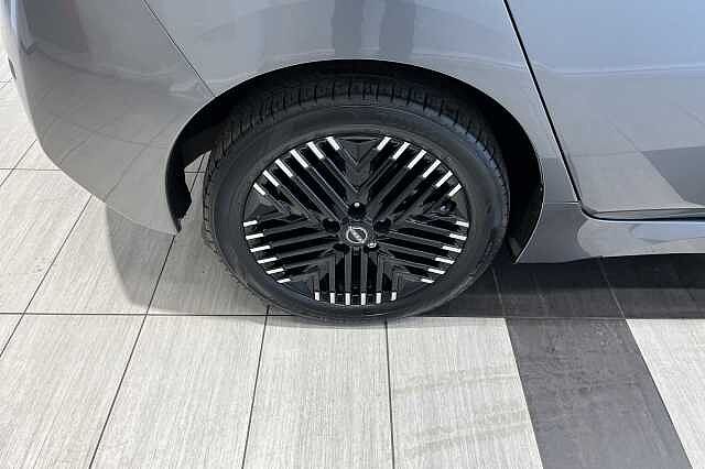 Nissan Leaf 5 Dr Hatchback E (160kw) e+ Tekna