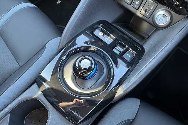 Nissan Leaf 5 Dr Hatchback E (160kw) e+ Tekna