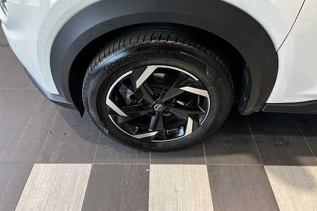 Nissan Juke 1.0 DIG-T (114ps) N-Connecta