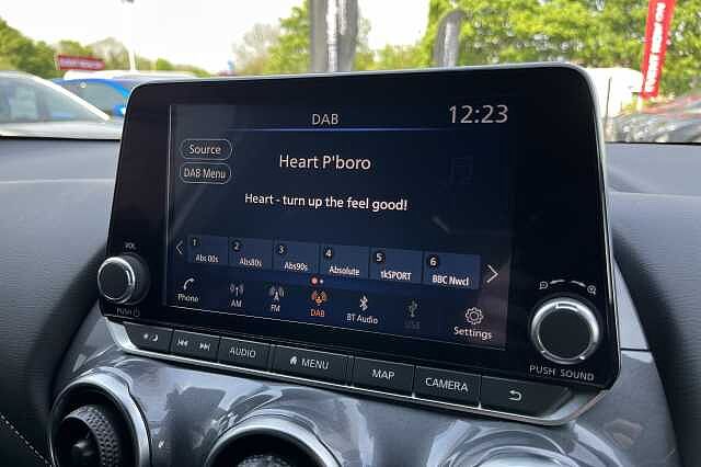 Nissan Juke 1.0 DIG-T (114ps) N-Connecta