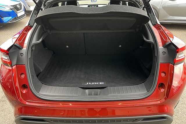 Nissan Juke 1.0 DIG-T Tekna+ 5-Door Hatchback
