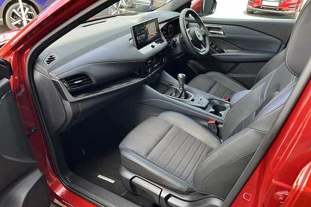 Nissan Qashqai 1.3 DIG-T (140ps) Tekna MHEV