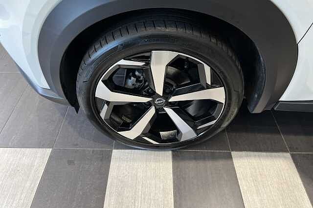 Nissan Juke 1.6 Hybrid Tekna 5dr Auto