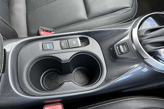 Nissan Juke 1.6 Hybrid Tekna 5dr Auto