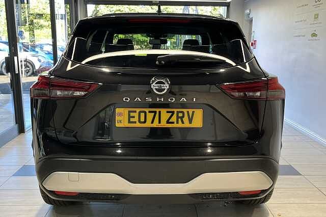 Nissan Qashqai 1.3 DiG-T MH Tekna 5dr