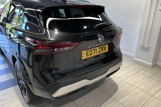 Nissan Qashqai 1.3 DiG-T MH Tekna 5dr