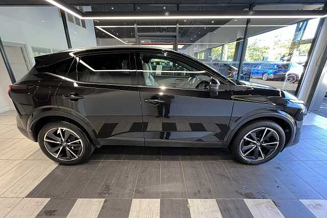 Nissan Qashqai 1.3 DiG-T MH Tekna 5dr