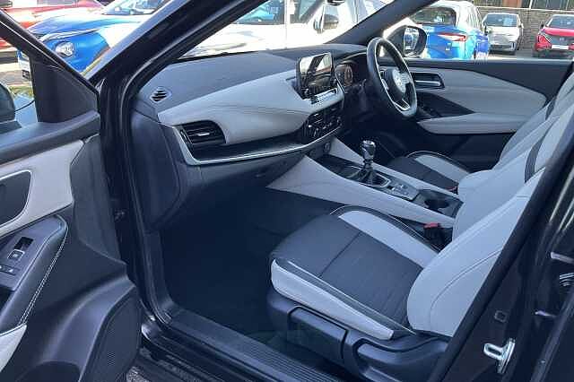 Nissan Qashqai 1.3 DiG-T MH Tekna 5dr