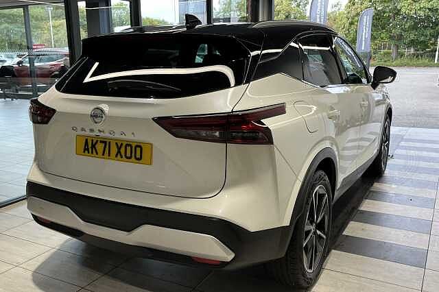 Nissan Qashqai 1.3 DiG-T MH 158 Tekna 5dr 4WD Xtronic