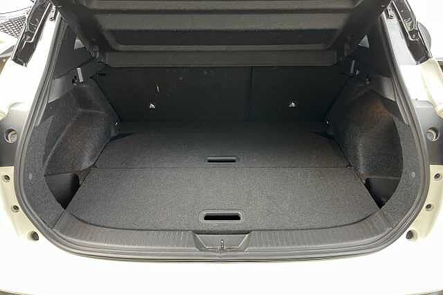 Nissan Qashqai 1.3 DiG-T MH 158 Tekna 5dr 4WD Xtronic