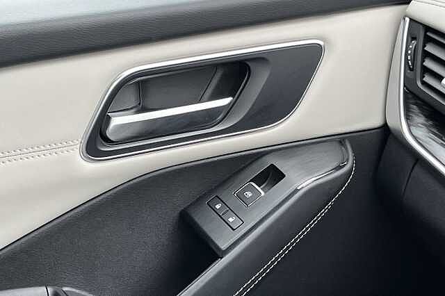 Nissan Qashqai 1.3 DiG-T MH 158 Tekna 5dr