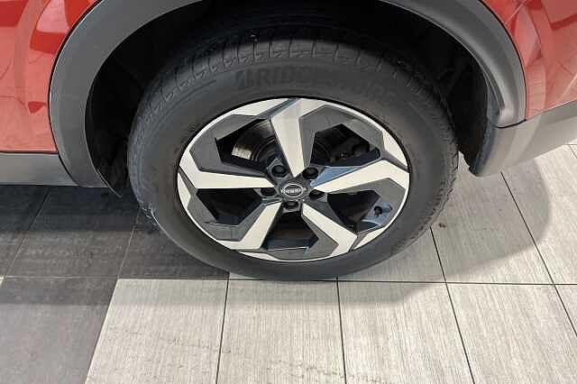 Nissan Qashqai 1.3 DiG-T MH 158 N-Connecta 5dr Xtronic