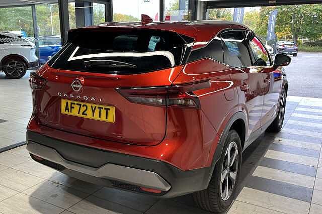 Nissan Qashqai 1.3 DiG-T MH 158 N-Connecta 5dr Xtronic