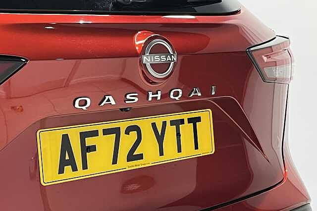 Nissan Qashqai 1.3 DiG-T MH 158 N-Connecta 5dr Xtronic