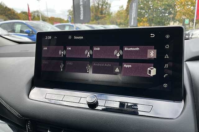 Nissan Qashqai 1.3 DiG-T MH 158 N-Connecta 5dr Xtronic