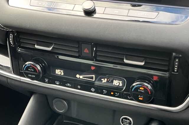 Nissan Qashqai 1.3 DiG-T MH 158 N-Connecta 5dr Xtronic