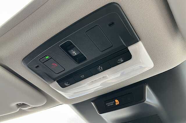 Nissan Qashqai 1.3 DiG-T MH 158 N-Connecta 5dr Xtronic