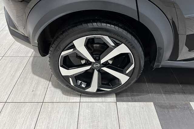 Nissan Juke 1.0 DiG-T 114 Tekna 5dr