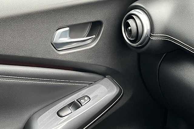 Nissan Juke 1.0 DiG-T 114 Tekna 5dr