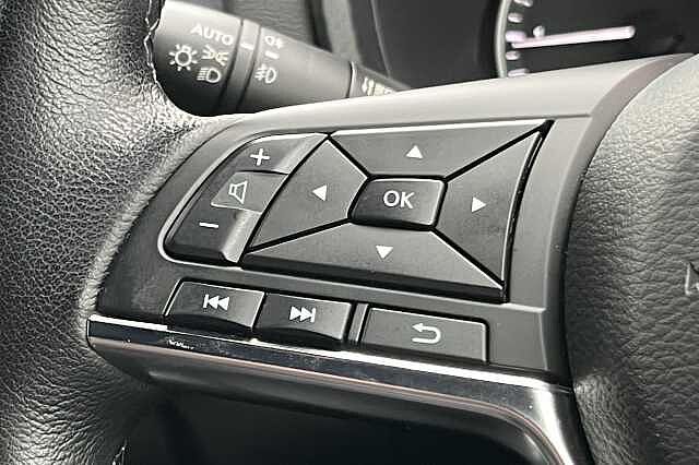 Nissan Juke 1.0 DiG-T 114 Tekna 5dr