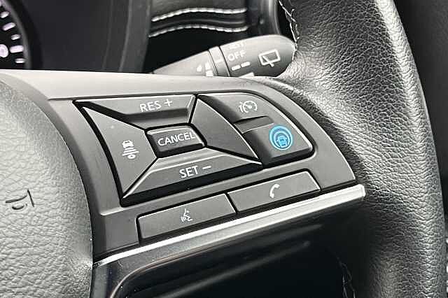 Nissan Juke 1.0 DiG-T 114 Tekna 5dr