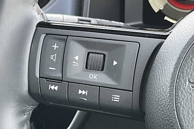 Nissan Qashqai 1.3 DiG-T MH Tekna 5dr