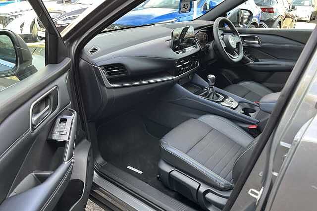 Nissan Qashqai 1.3 DiG-T MH Tekna 5dr