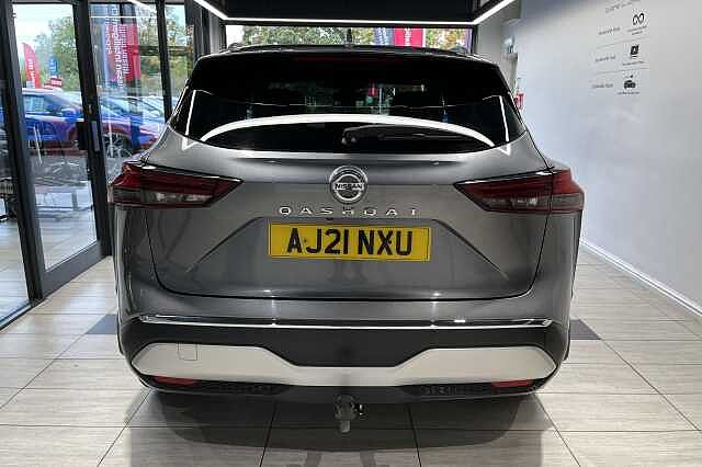 Nissan Qashqai 1.3 DiG-T MH Tekna 5dr