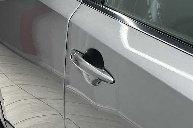 Nissan Qashqai 1.3 DiG-T MH Tekna 5dr