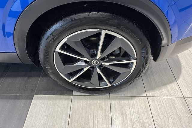 Nissan Qashqai 1.3 DiG-T MH 158 Tekna 5dr 4WD Xtronic