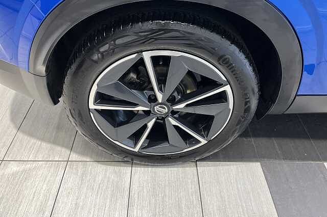 Nissan Qashqai 1.3 DiG-T MH 158 Tekna 5dr 4WD Xtronic