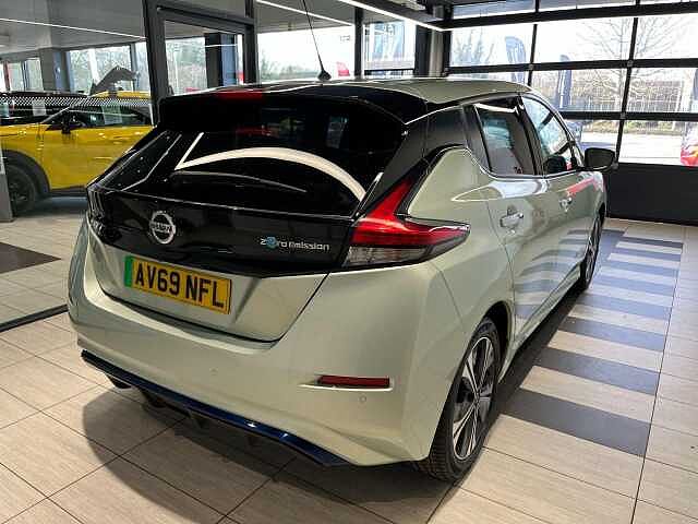 Nissan Leaf 160kW e+ Tekna 62kWh 5dr Auto