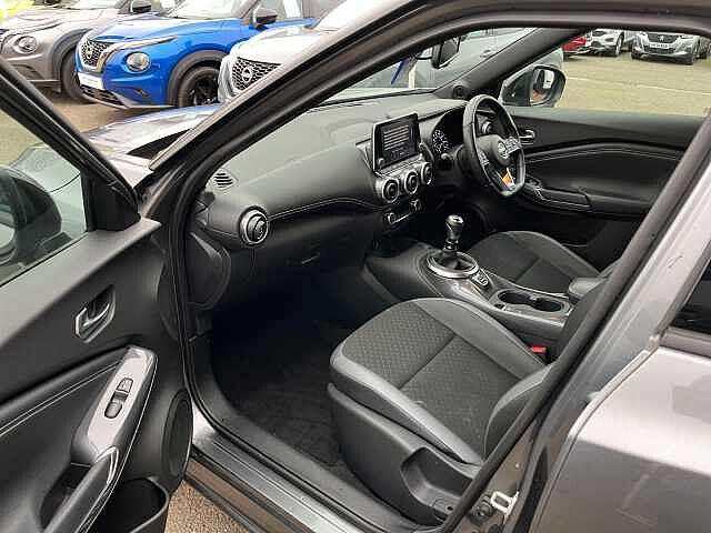Nissan Juke 1.0 DiG-T 114 N-Connecta 5dr