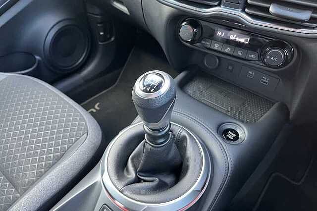 Nissan Juke 1.0 DiG-T N-Connecta 5dr