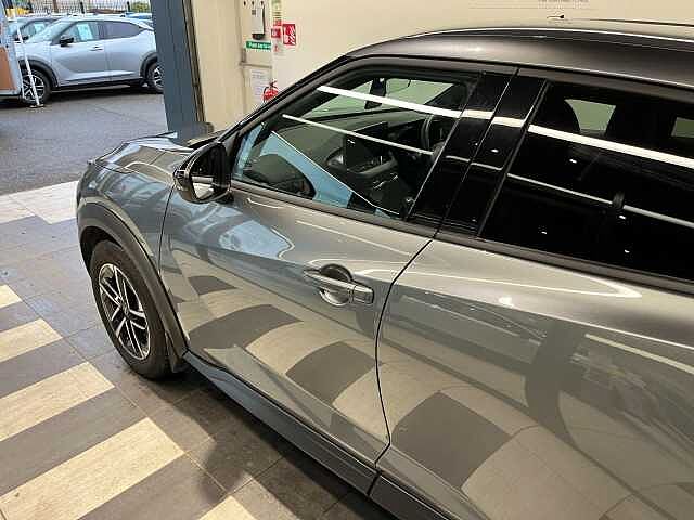 Nissan Juke 1.0 DiG-T N-Connecta 5dr