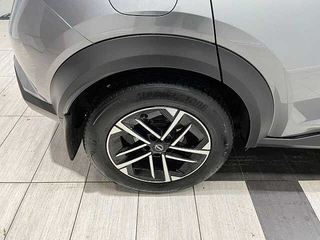 Nissan Juke 1.0 DiG-T N-Connecta 5dr