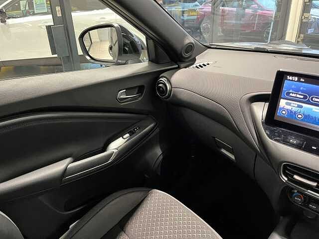 Nissan Juke 1.0 DiG-T N-Connecta 5dr