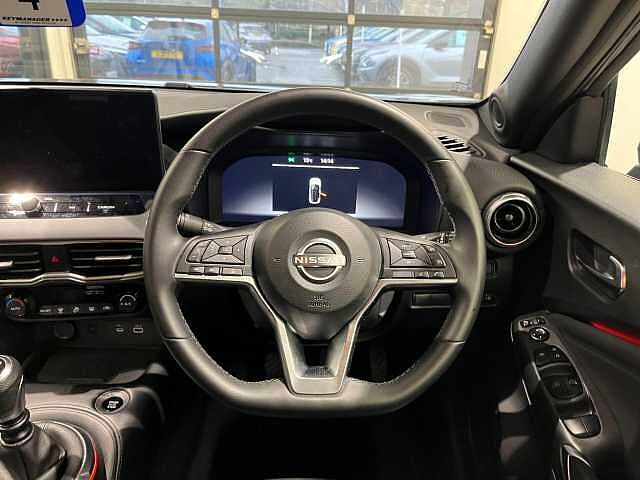 Nissan Juke 1.0 DiG-T N-Connecta 5dr