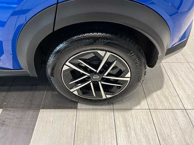 Nissan Juke 1.0 DiG-T N-Connecta 5dr