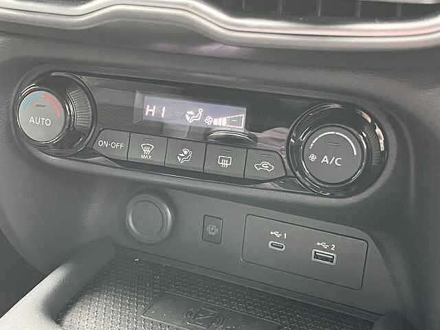 Nissan Juke 1.0 DiG-T N-Connecta 5dr