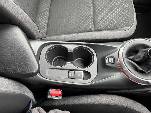 Nissan Juke 1.0 DiG-T N-Connecta 5dr