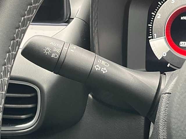 Nissan Juke 1.0 DiG-T N-Connecta 5dr