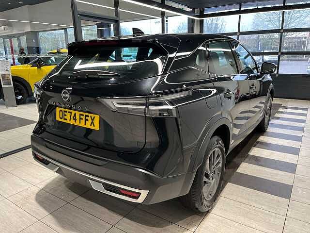 Nissan Qashqai 1.3 DiG-T MH Acenta Premium 5dr