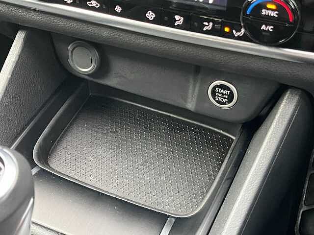 Nissan Qashqai 1.3 DiG-T MH Acenta Premium 5dr