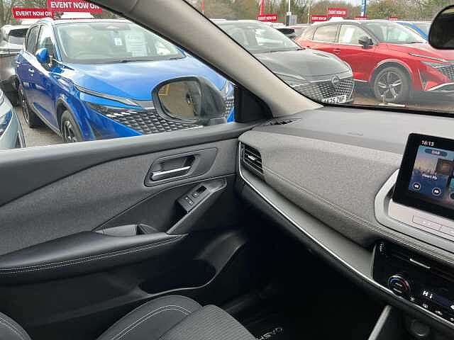 Nissan Qashqai 1.3 DiG-T MH Acenta Premium 5dr