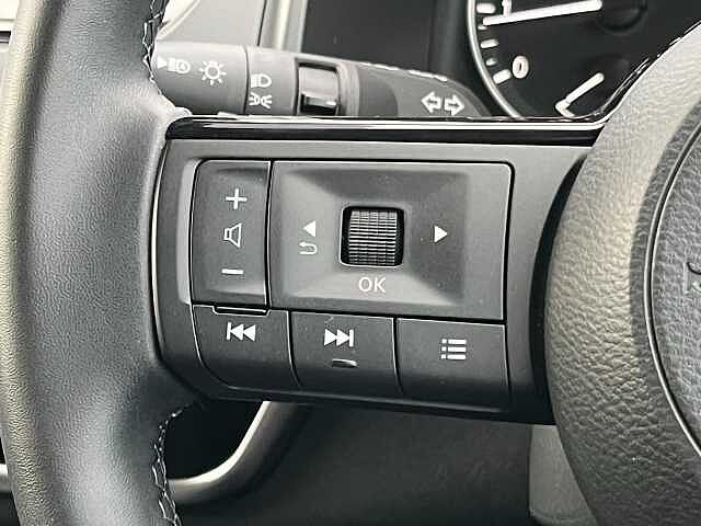 Nissan Qashqai 1.3 DiG-T MH Acenta Premium 5dr