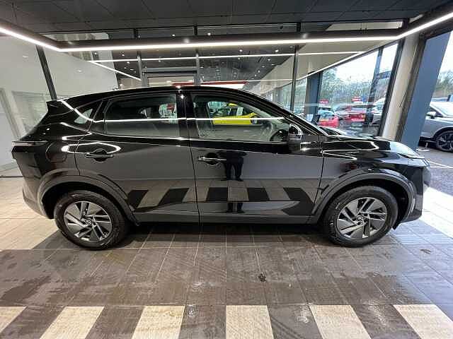 Nissan Qashqai 1.3 DiG-T MH Acenta Premium 5dr