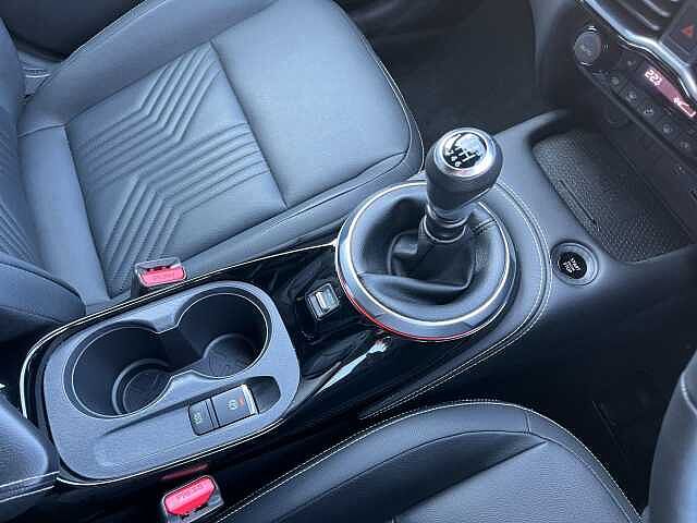 Nissan Juke 1.0 DiG-T Tekna 5dr